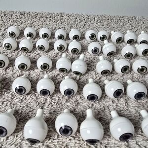 Vintage Tallina's 16 mm Acrylic Doll Eyes